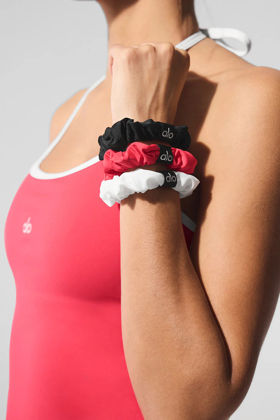 Alo yoga Fresh Mini Scrunchie - Black